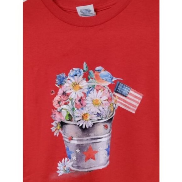 Womens T-Shirt Medium Patriotic Flowers Red White Blue Stars - Picture 2 of 10